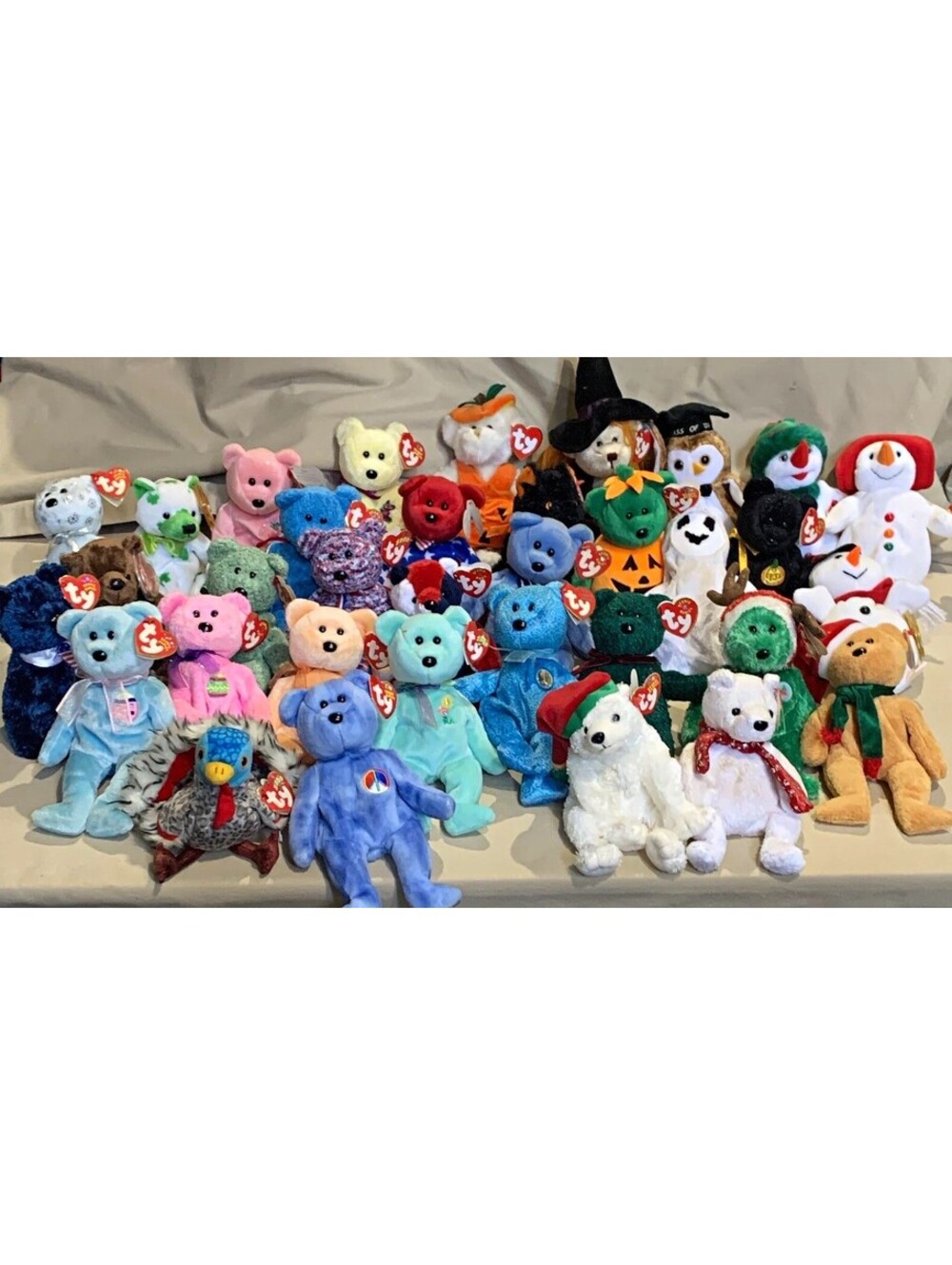 Ty Beanie Babies Vintage 2000 Plush Lot Assorted Bears & Holiday Characters